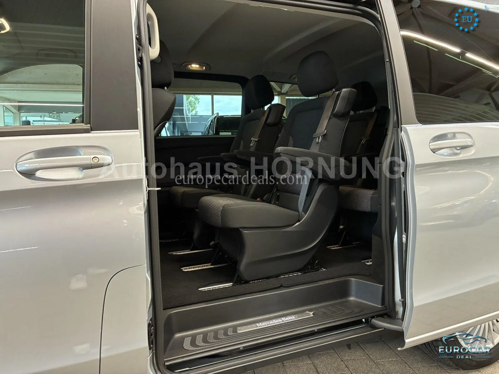 Mercedes-Benz V 220
