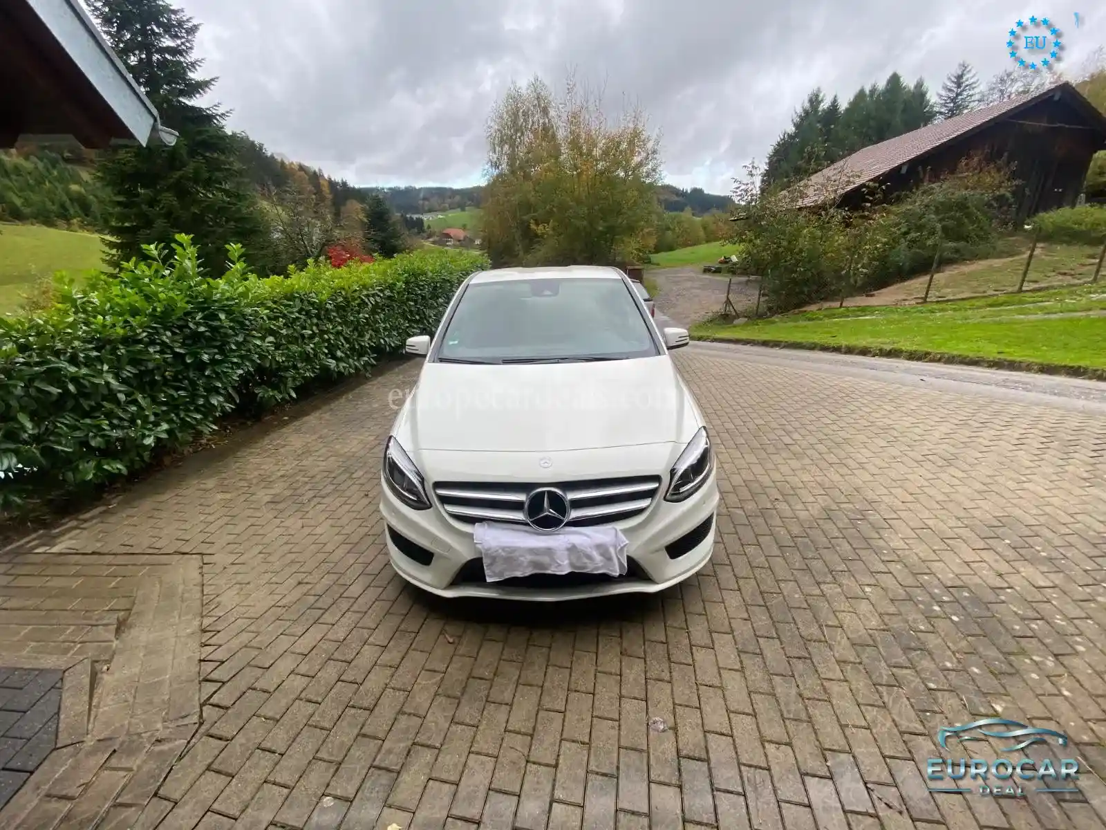 Mercedes-Benz B 200