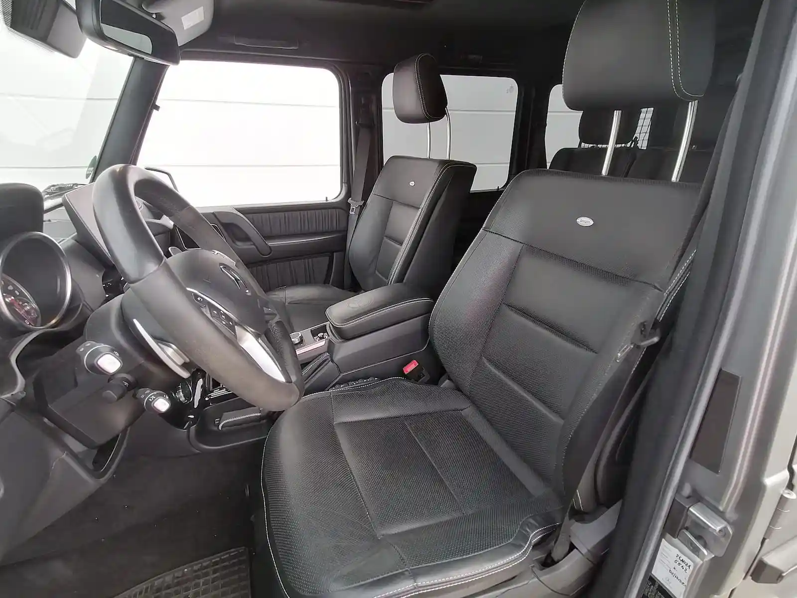 Mercedes-Benz G 500