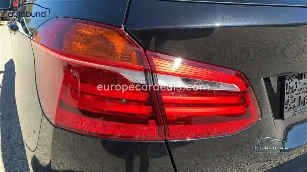 BMW 220