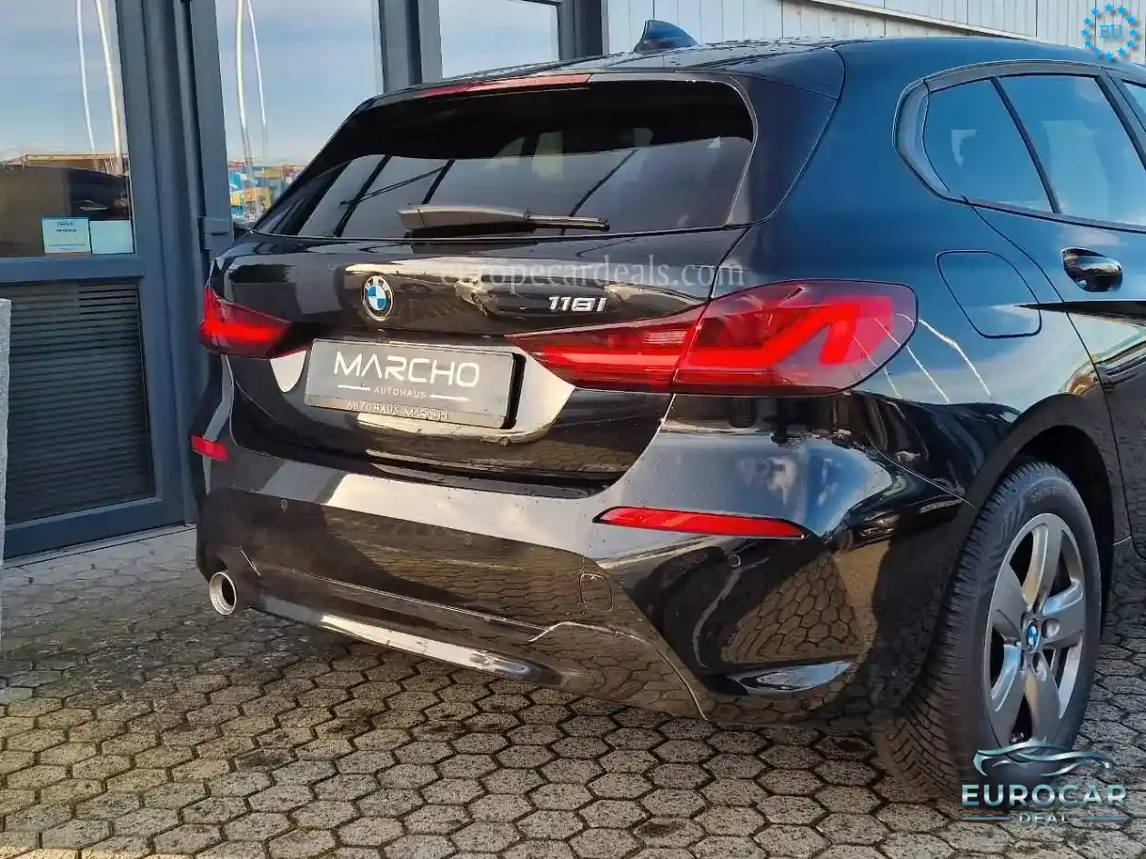 BMW 118
