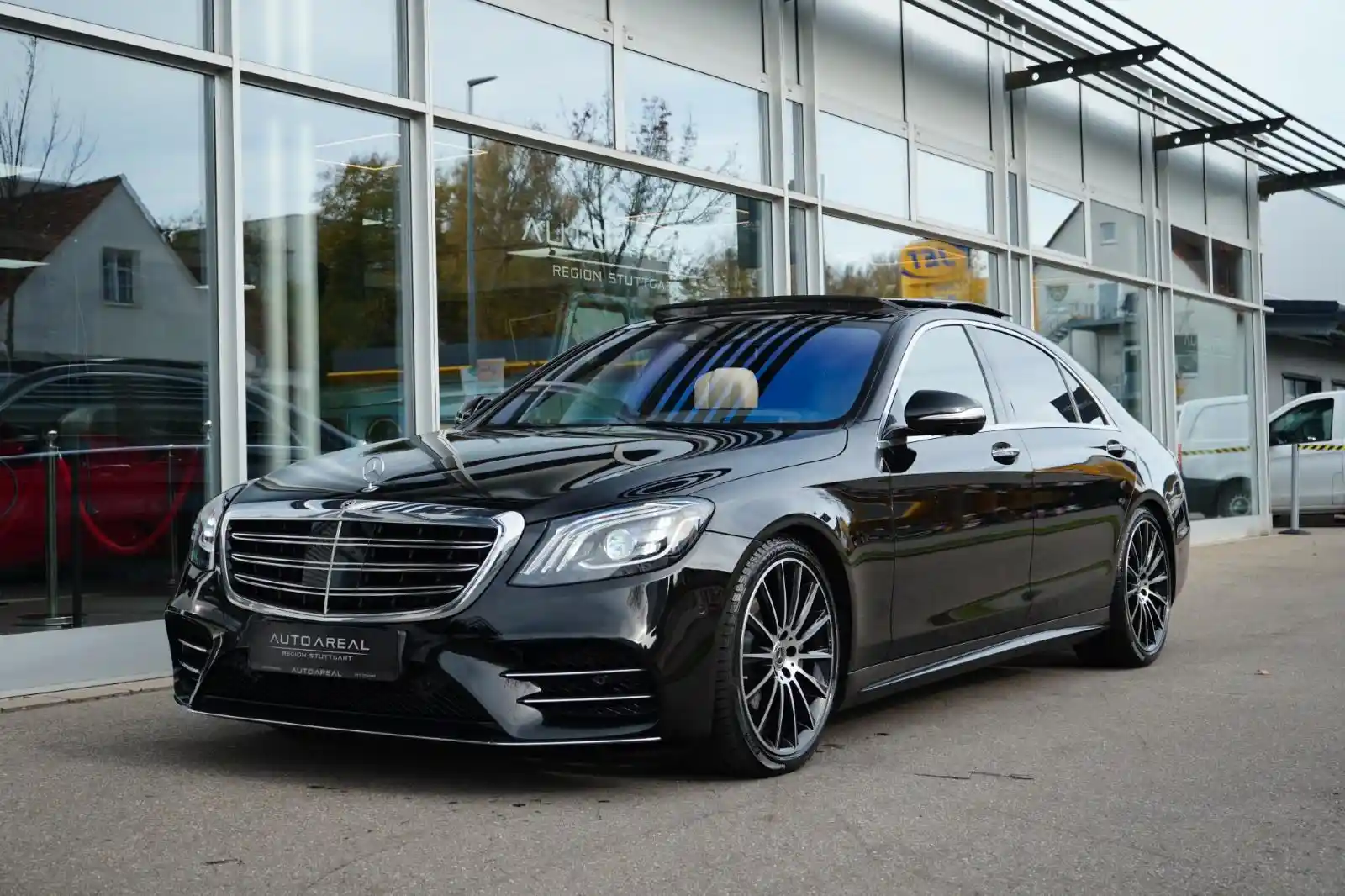 Mercedes-Benz S 560