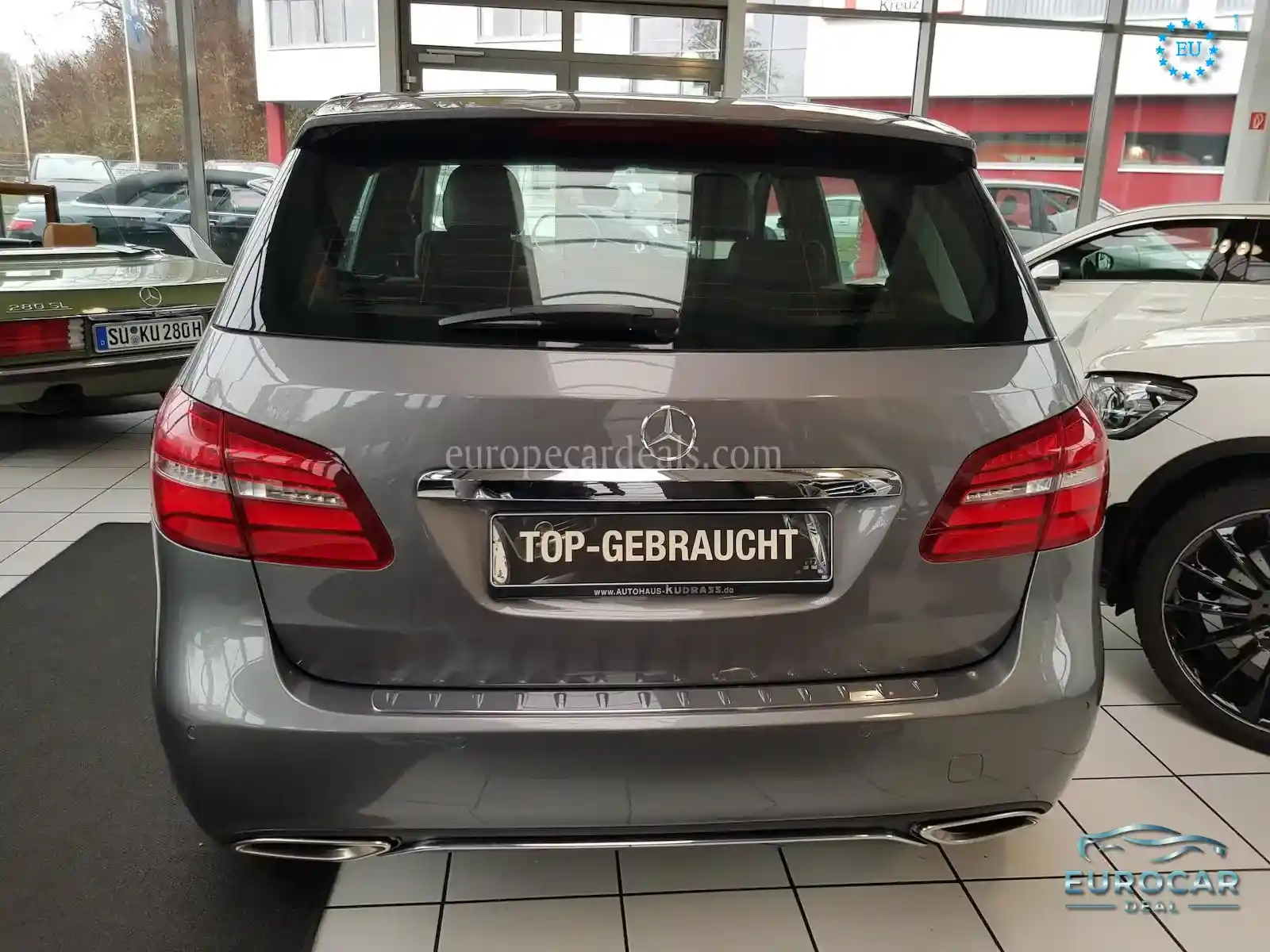 Mercedes-Benz B 220