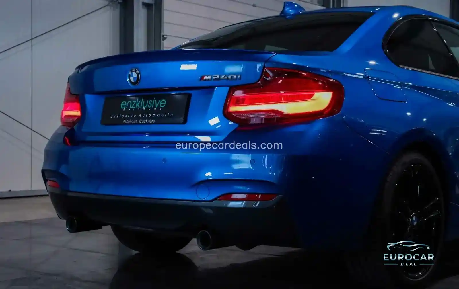 BMW M240i