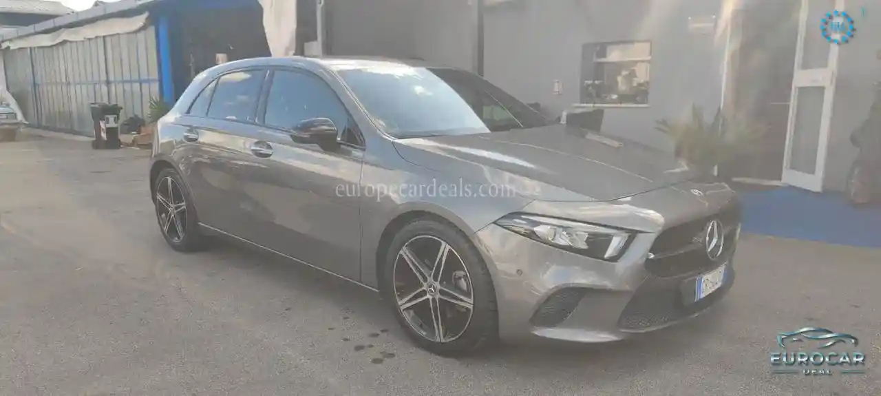 Mercedes-Benz A 180