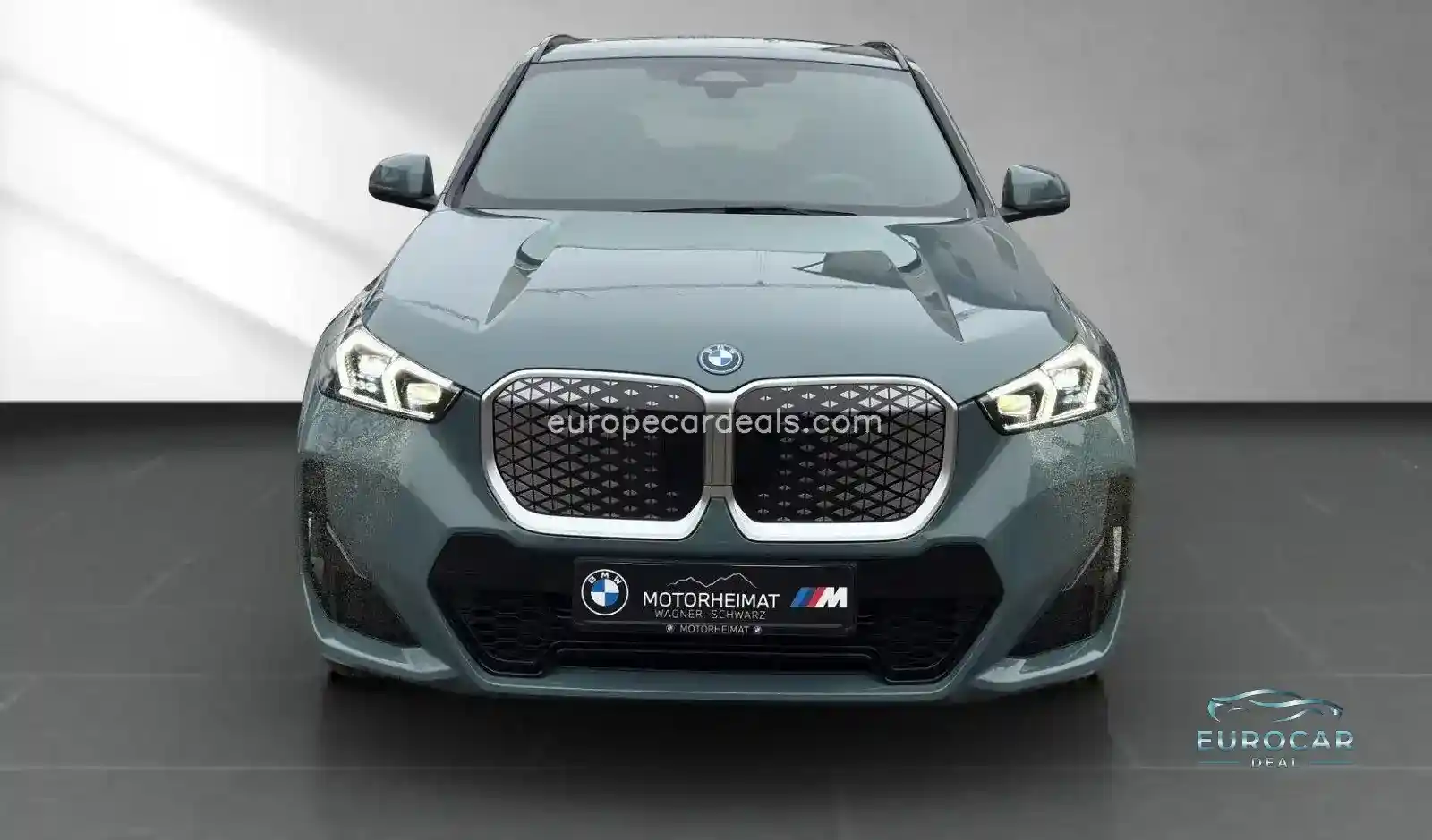 BMW iX1