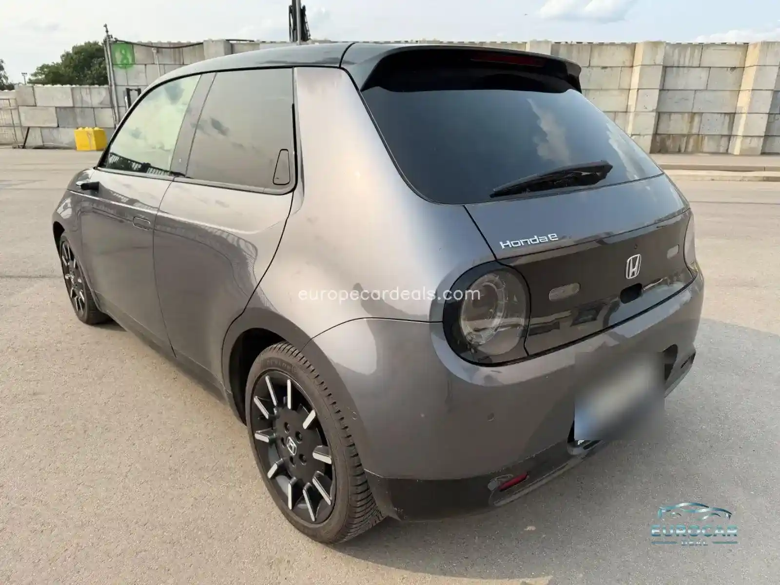 Honda e