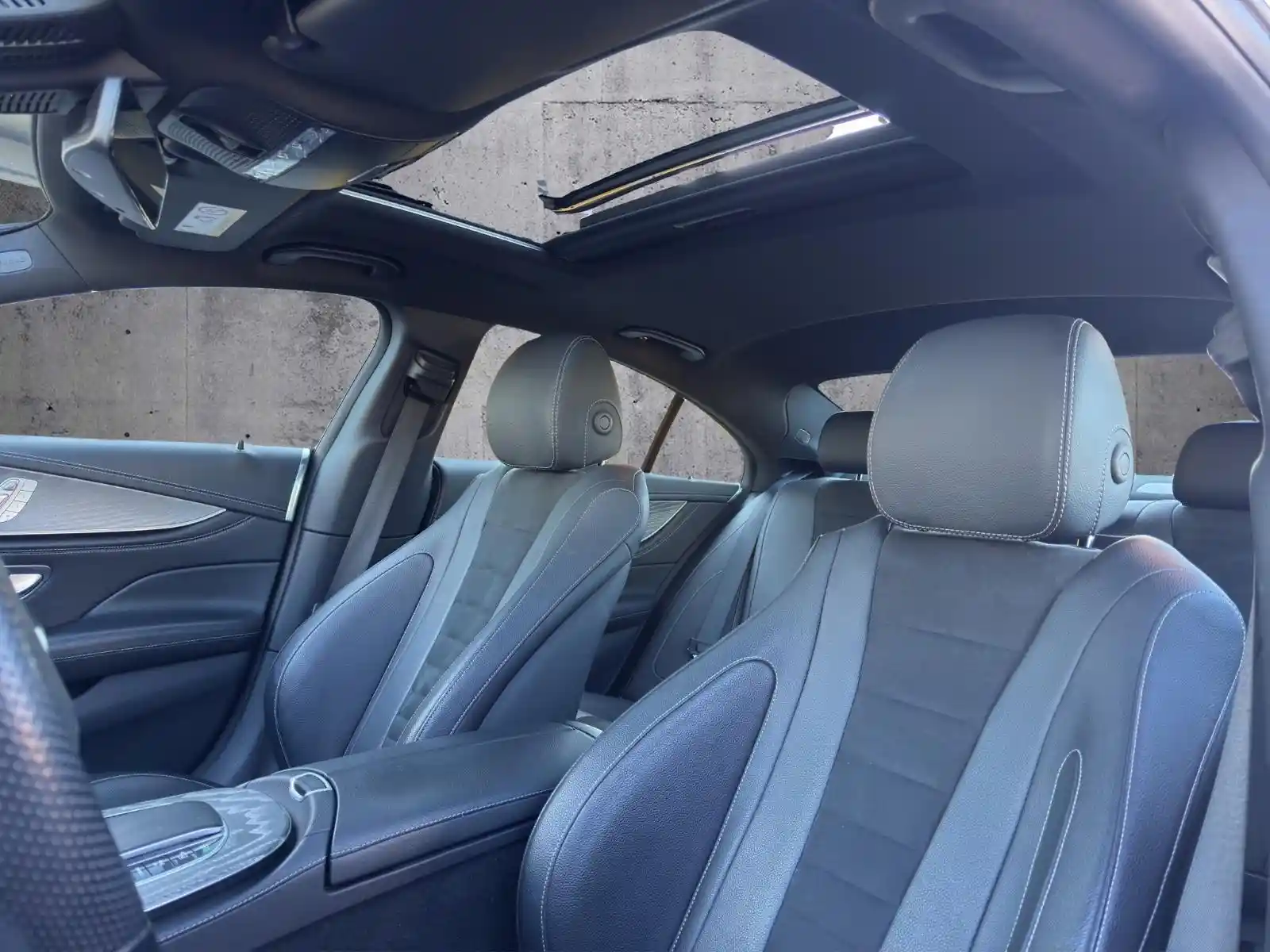 Mercedes-Benz CLS 220
