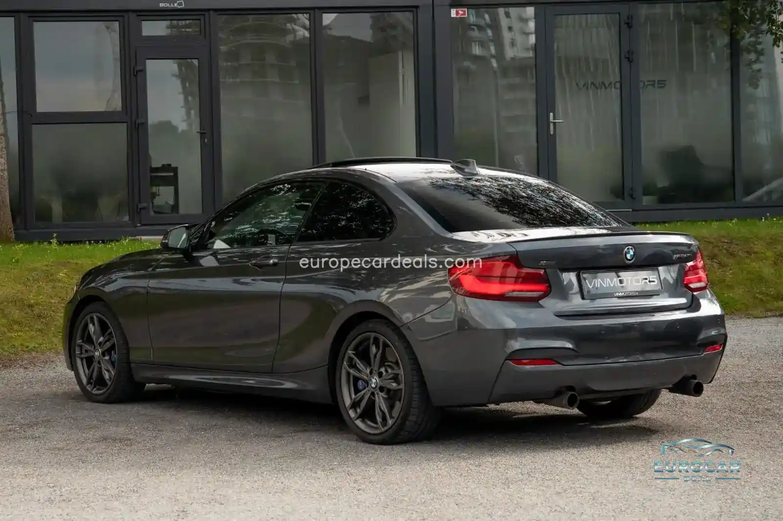 BMW M240i