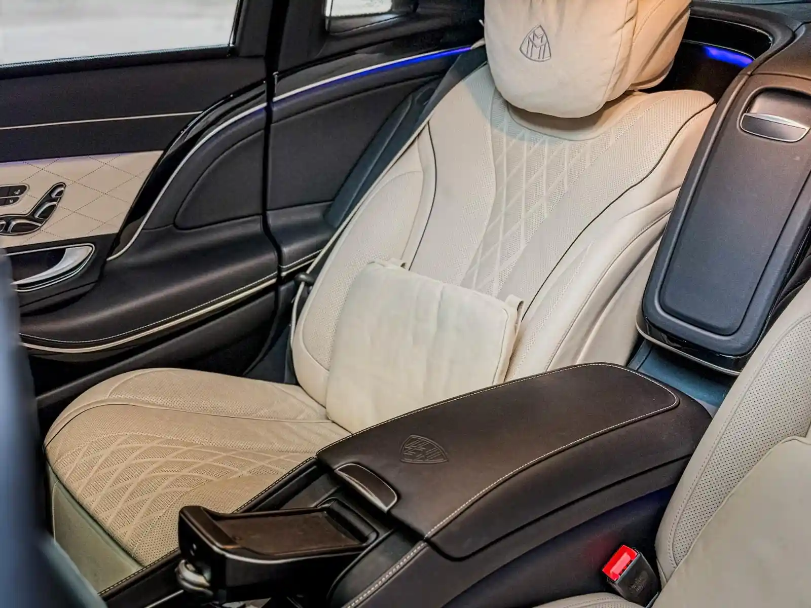 Mercedes-Benz S 560