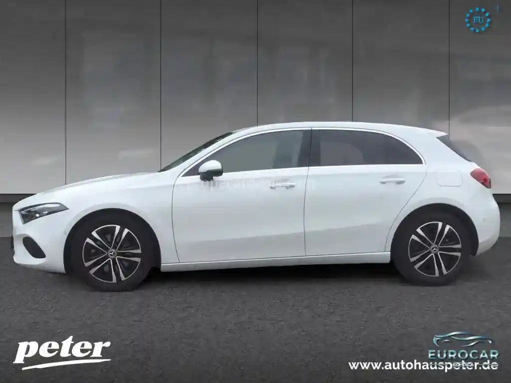 Mercedes-Benz A 220