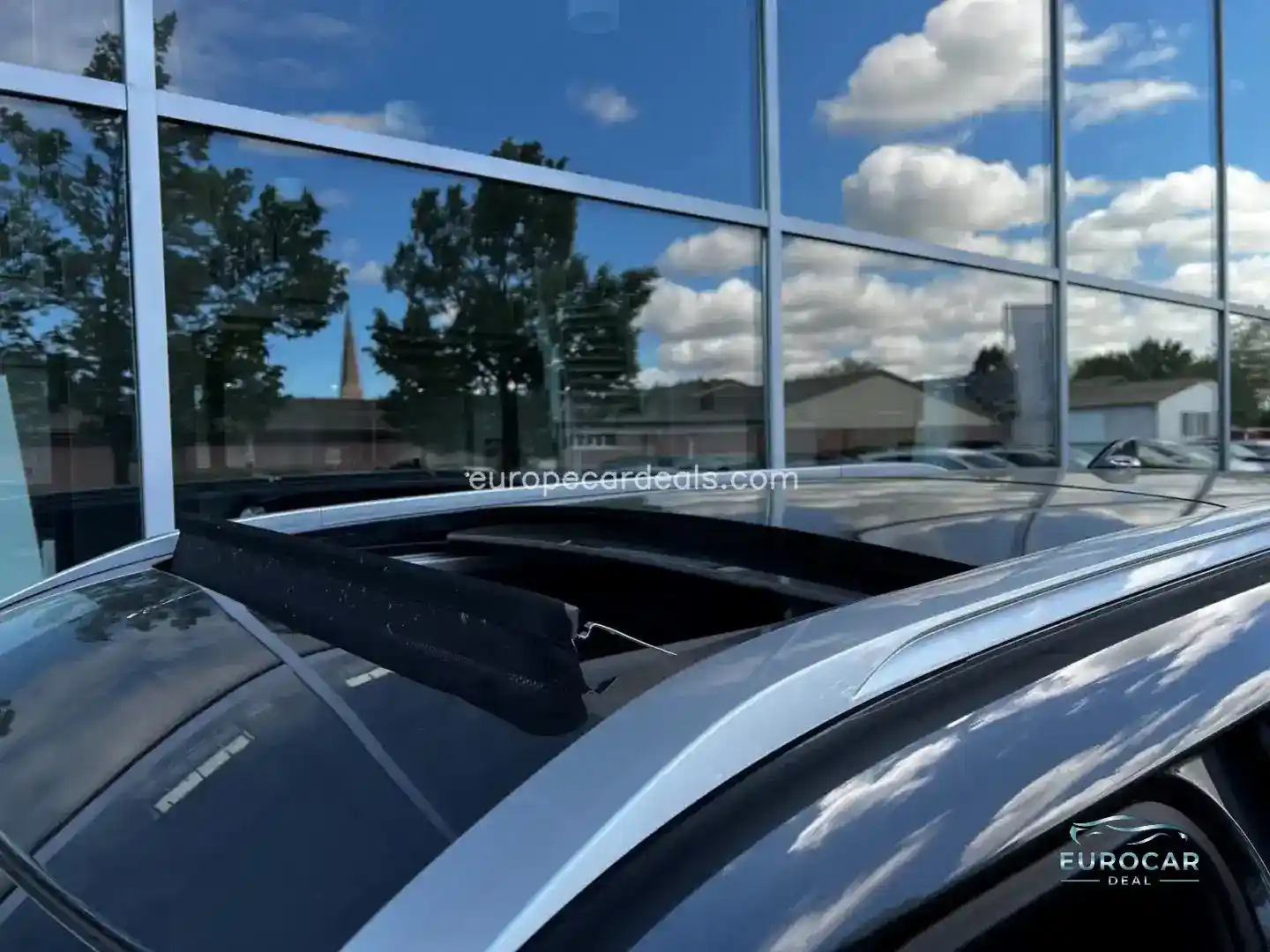 Mitsubishi Plug-in Hybrid Outlander