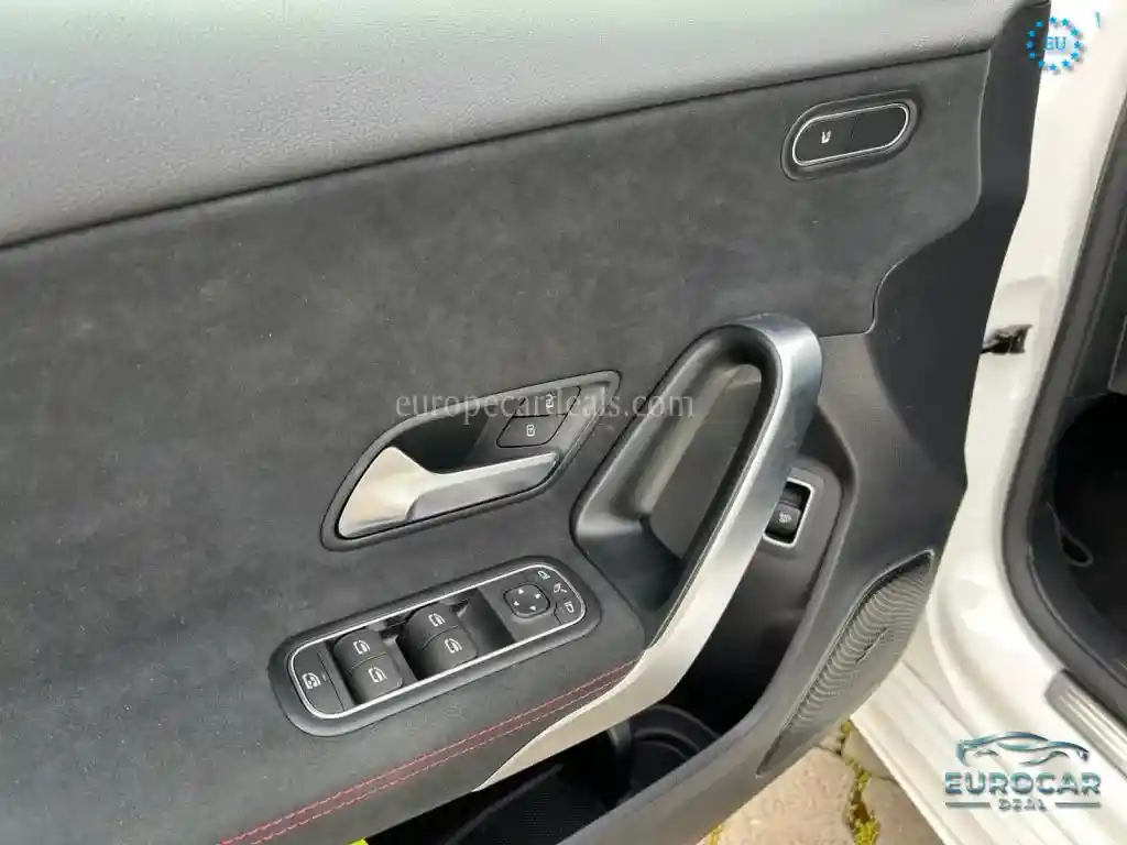 Mercedes-Benz A 35 AMG