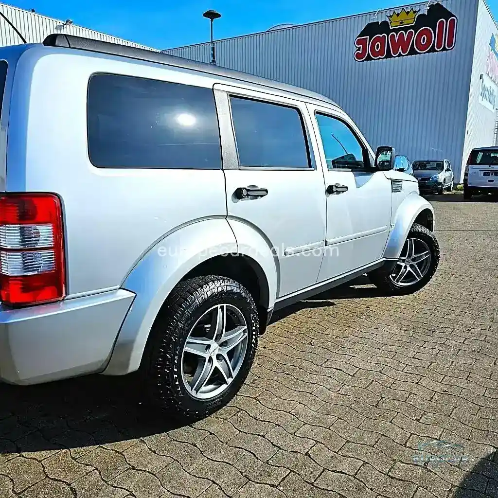Dodge Nitro