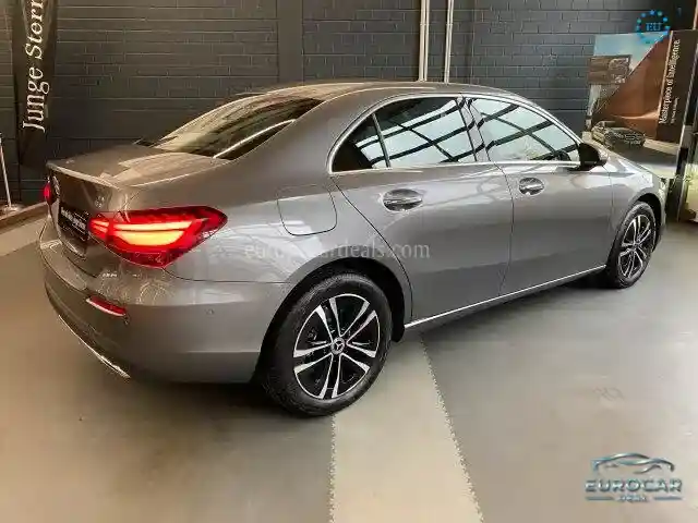 Mercedes-Benz A 250
