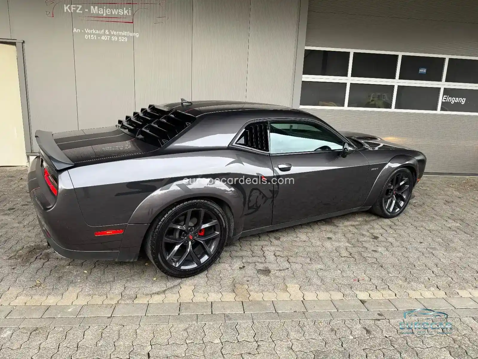 Dodge Challenger