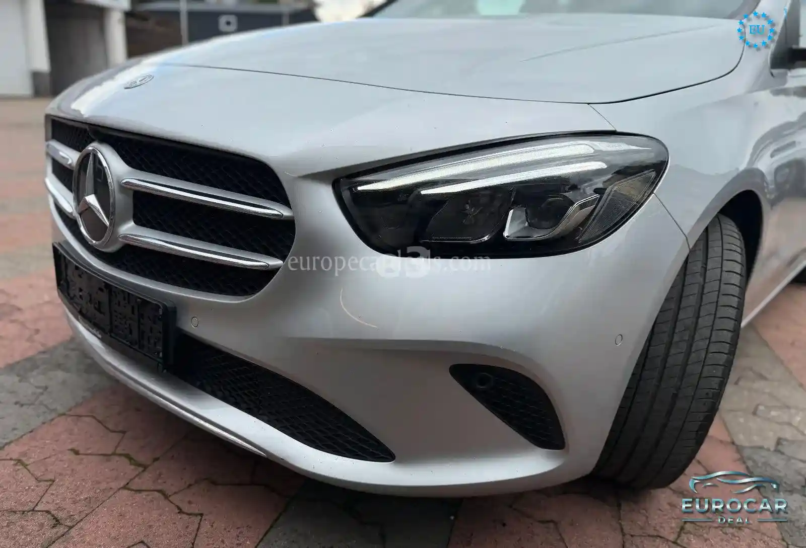 Mercedes-Benz B 200