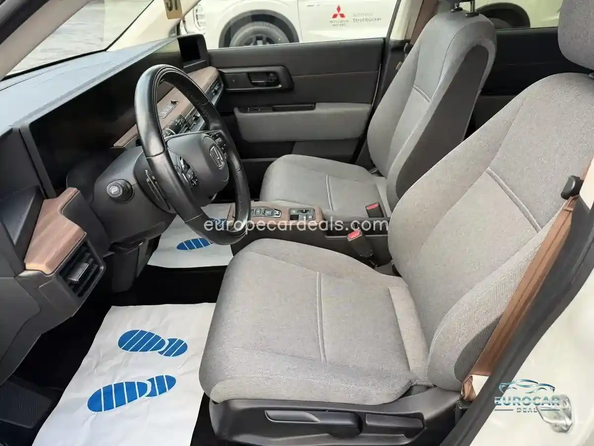 Honda e