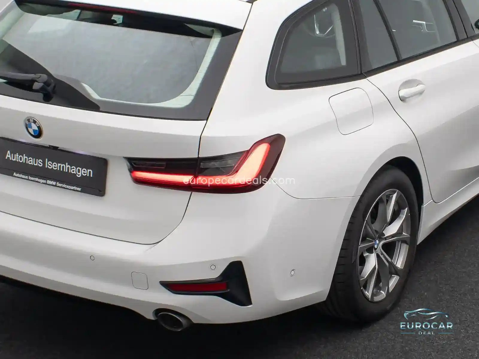 BMW 330