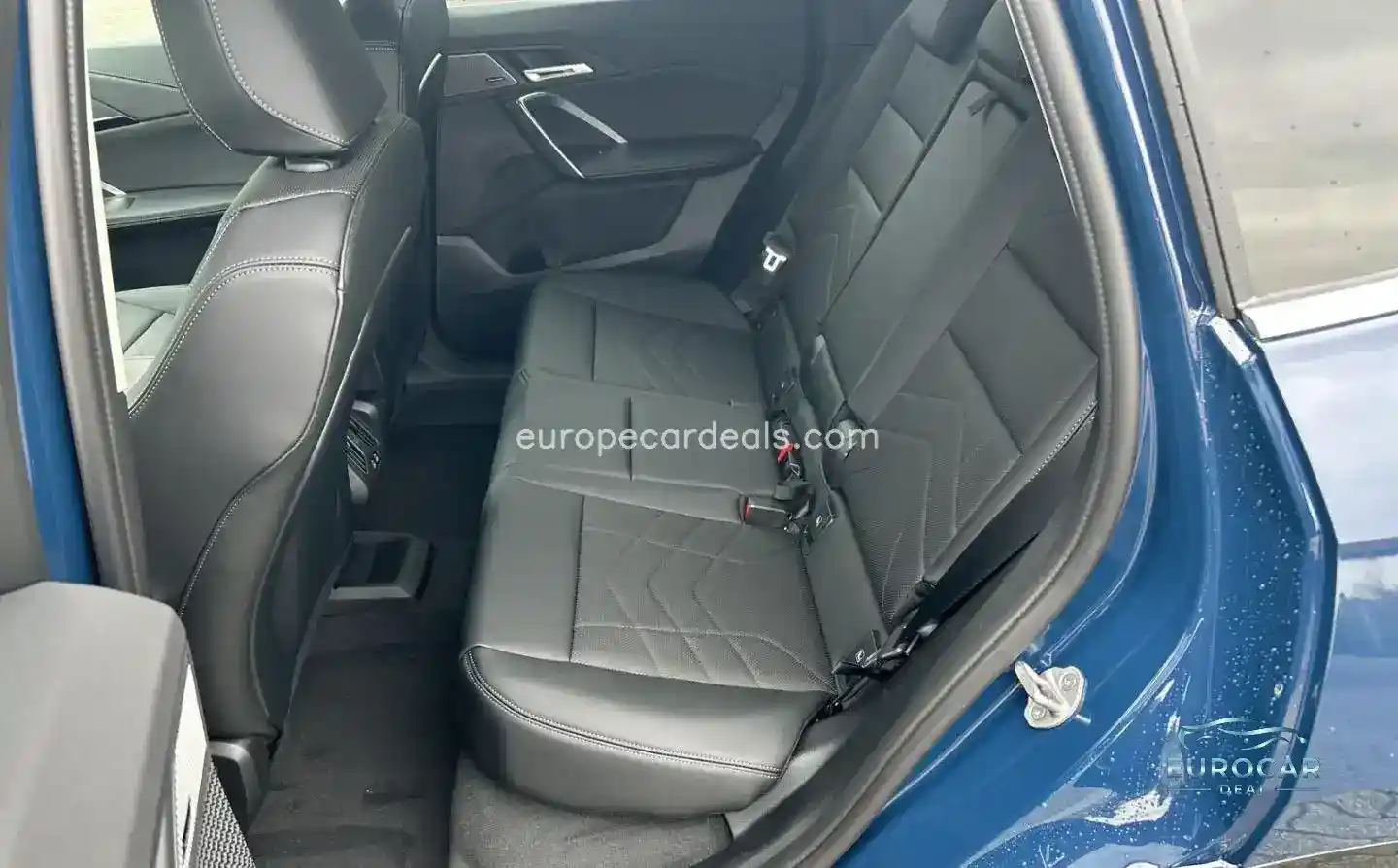 BMW iX1