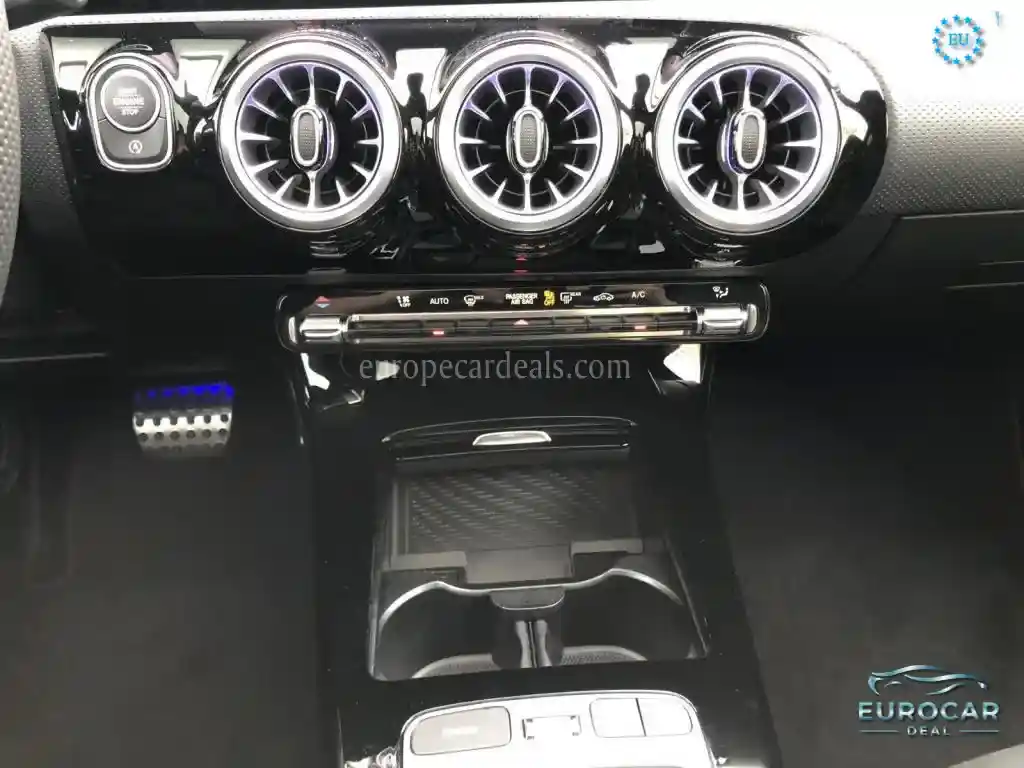 Mercedes-Benz CLA 220