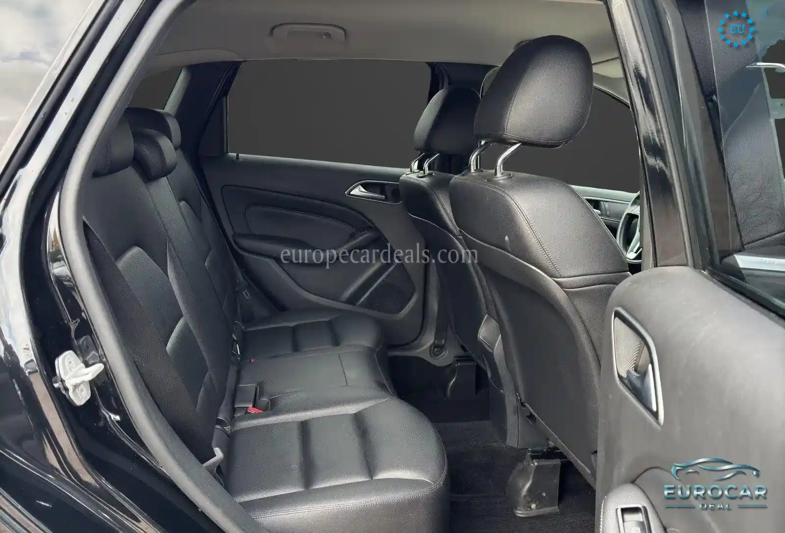 Mercedes-Benz B 180