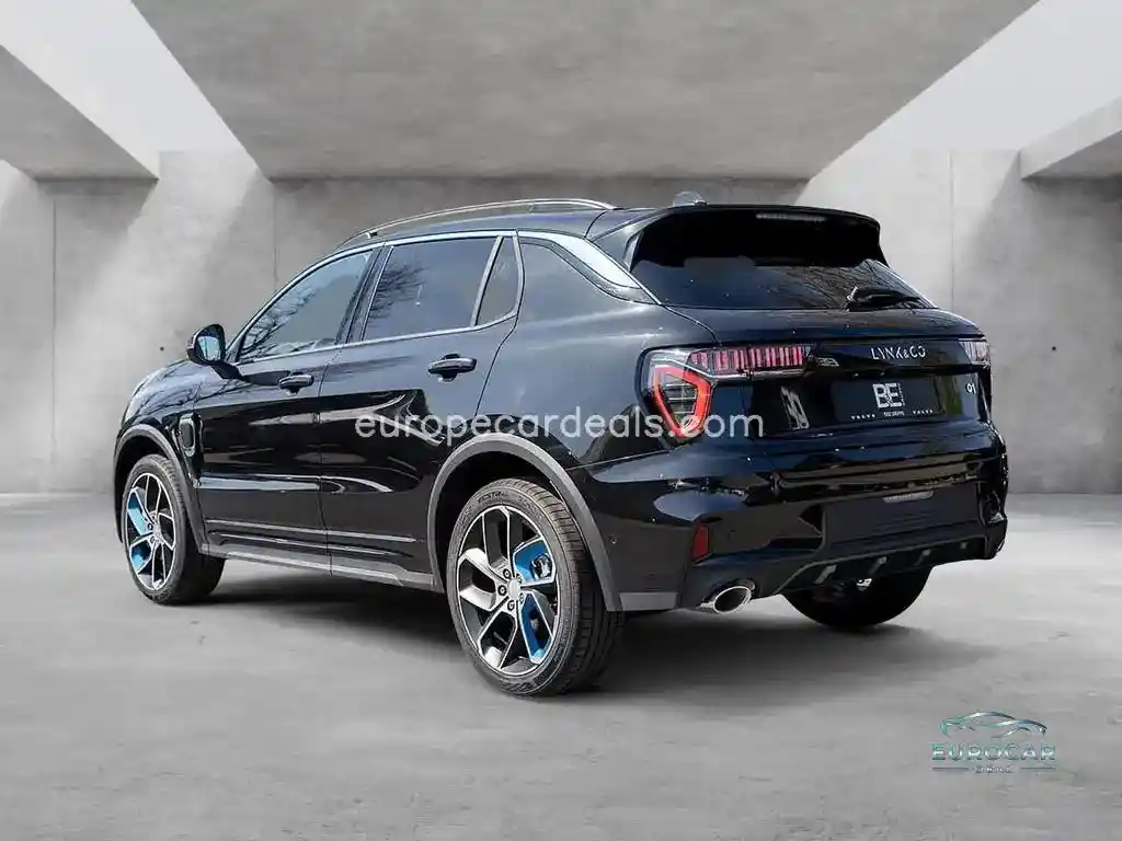 Lynk&Co 01