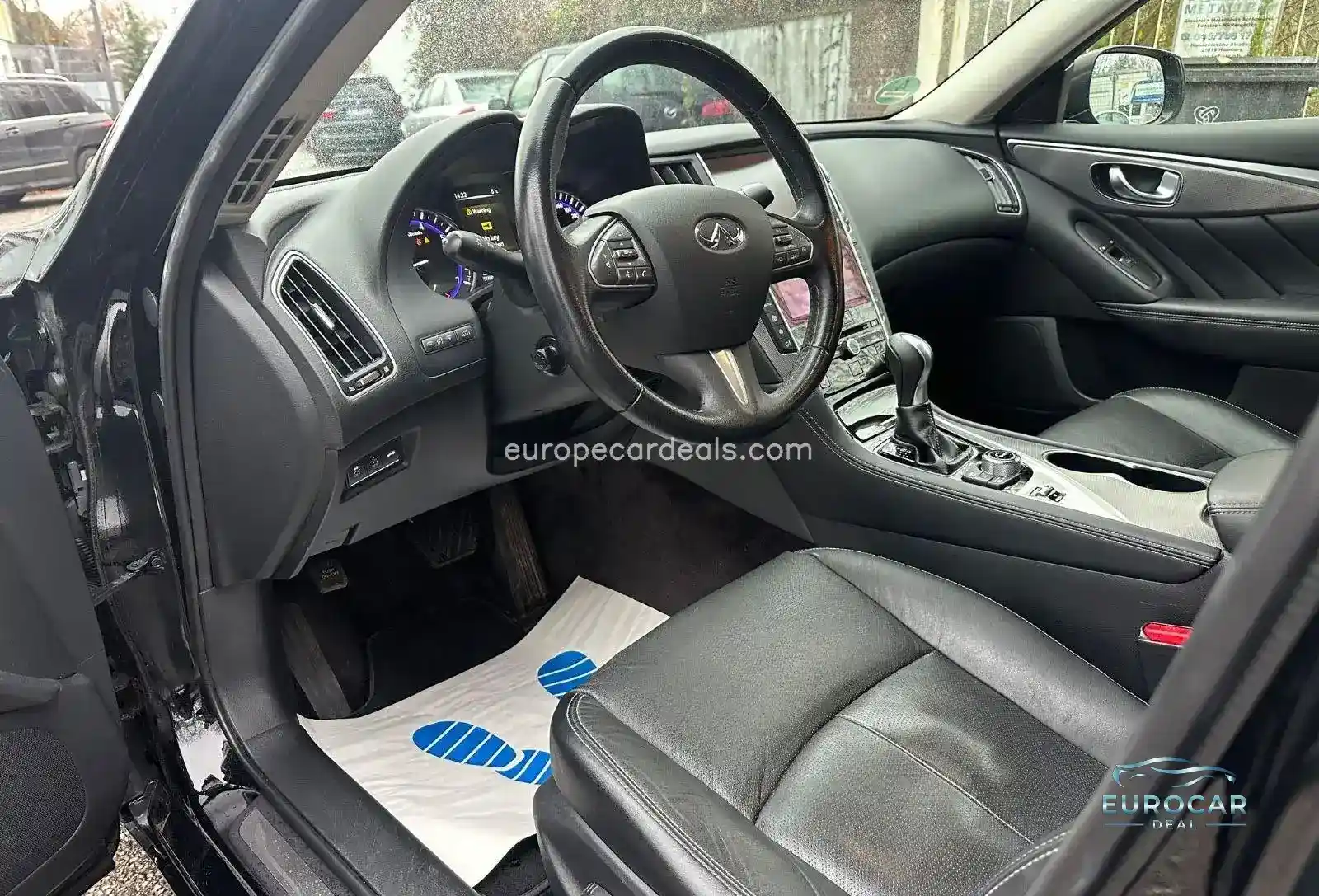 Infiniti Q50