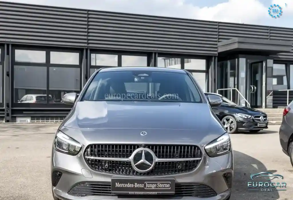 Mercedes-Benz B 180