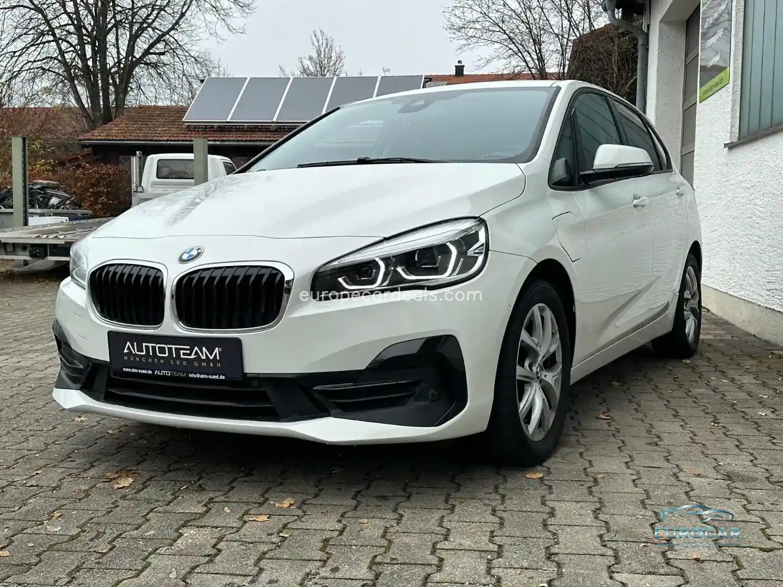 BMW 225