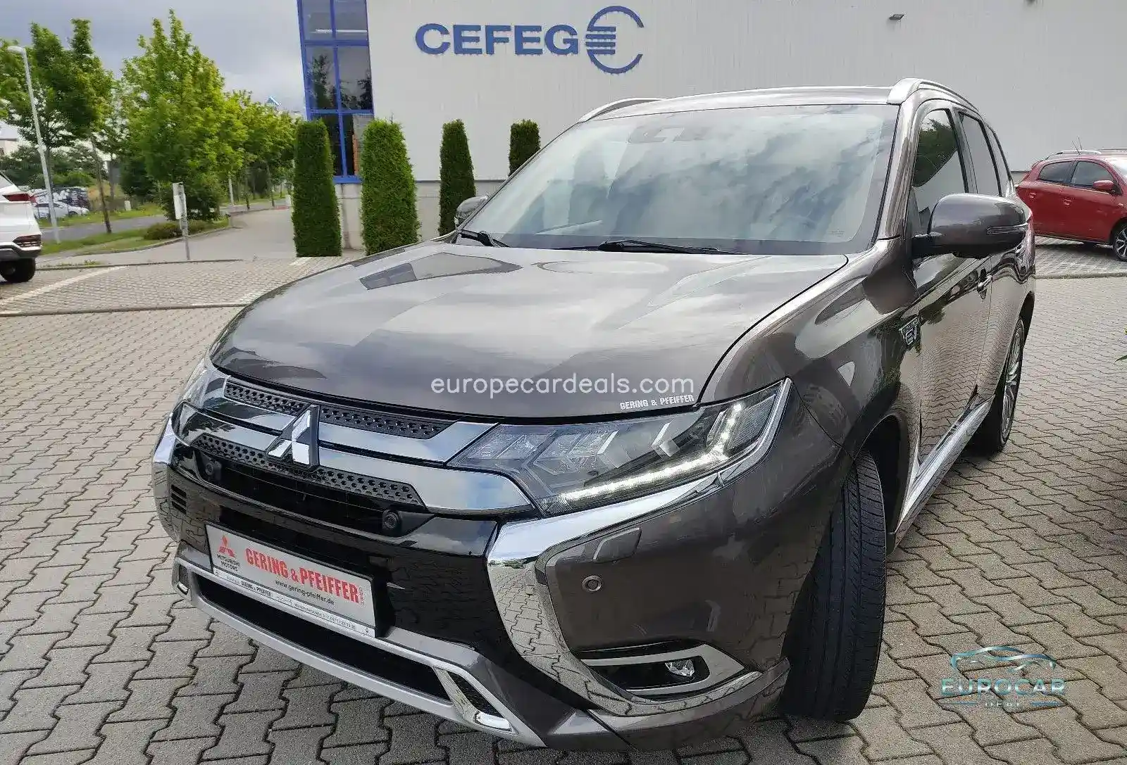 Mitsubishi Plug-in Hybrid Outlander