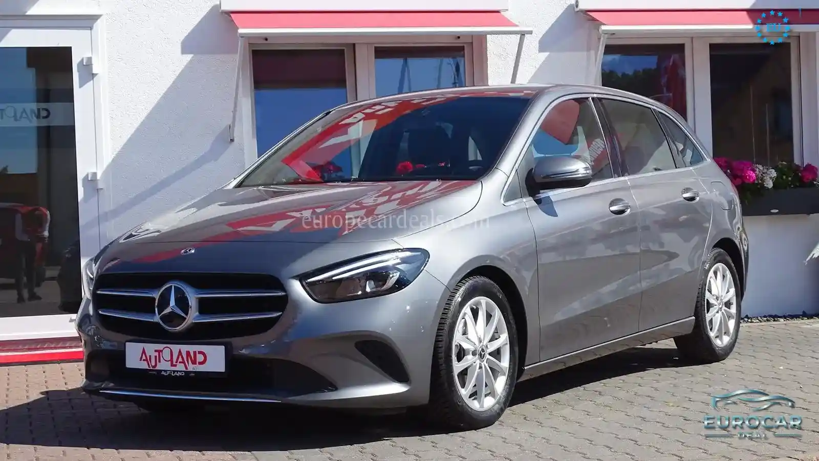Mercedes-Benz B 180
