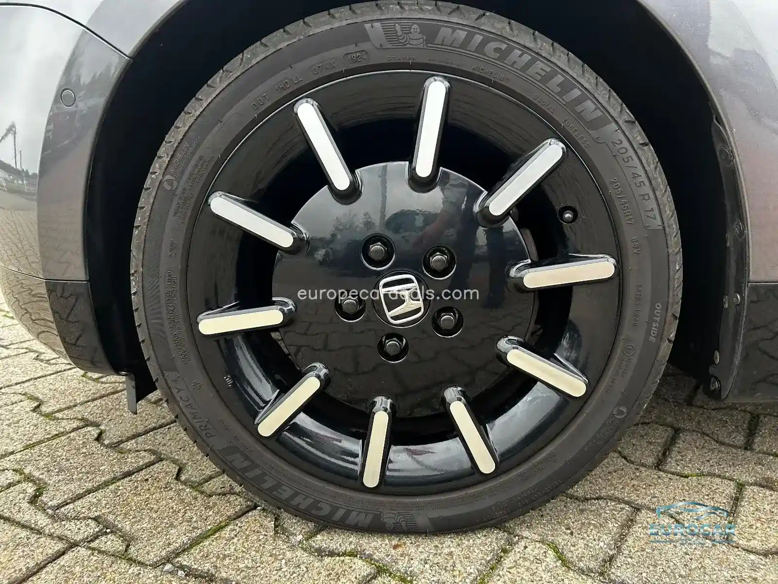 Honda e
