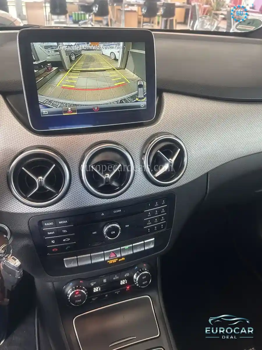 Mercedes-Benz B 200