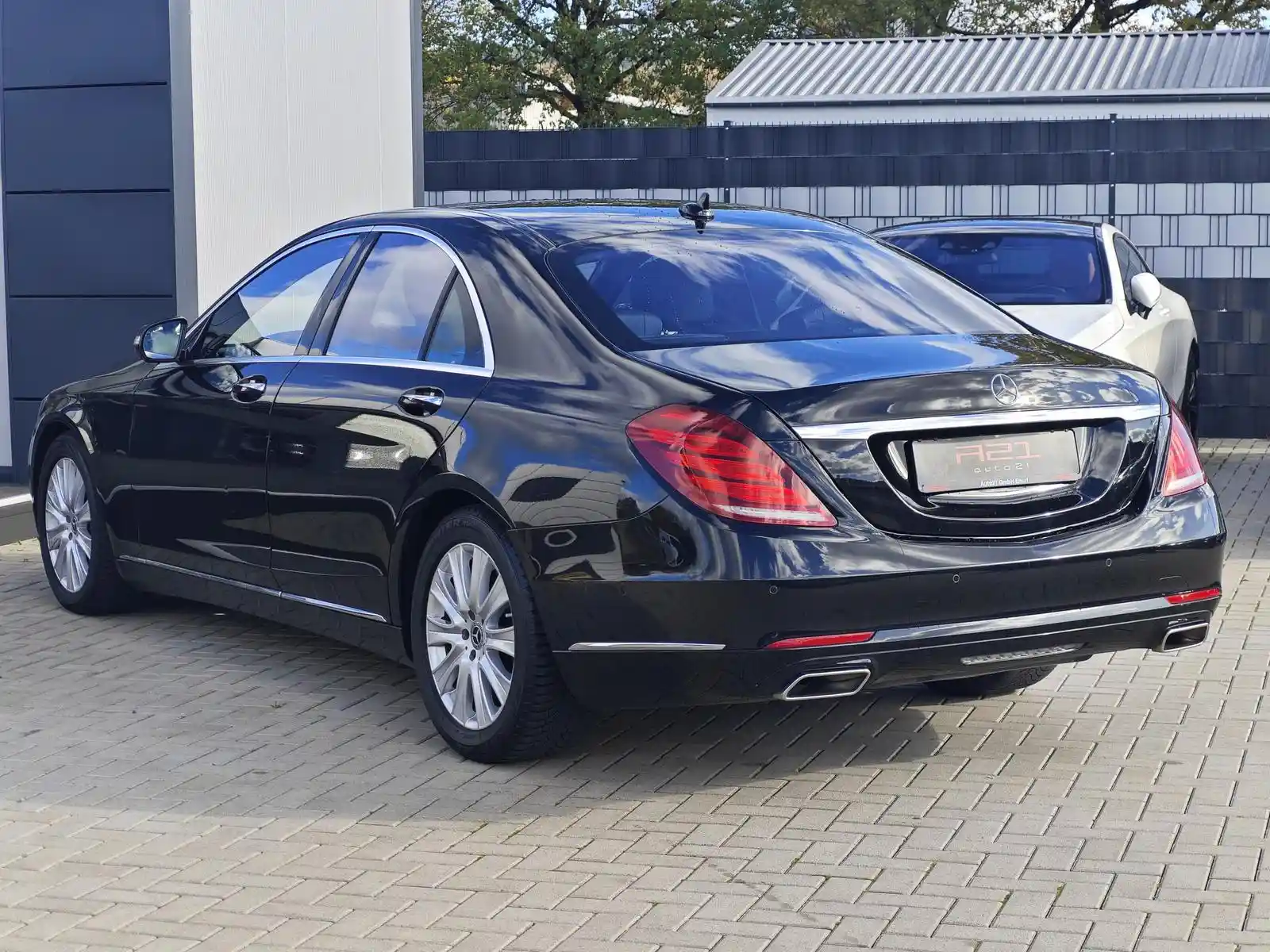 Mercedes-Benz S 500