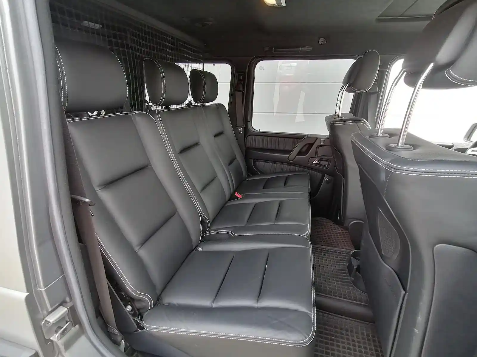 Mercedes-Benz G 500