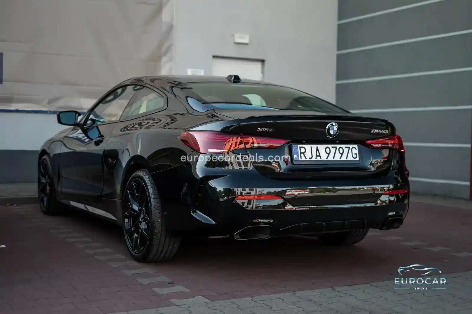BMW M440