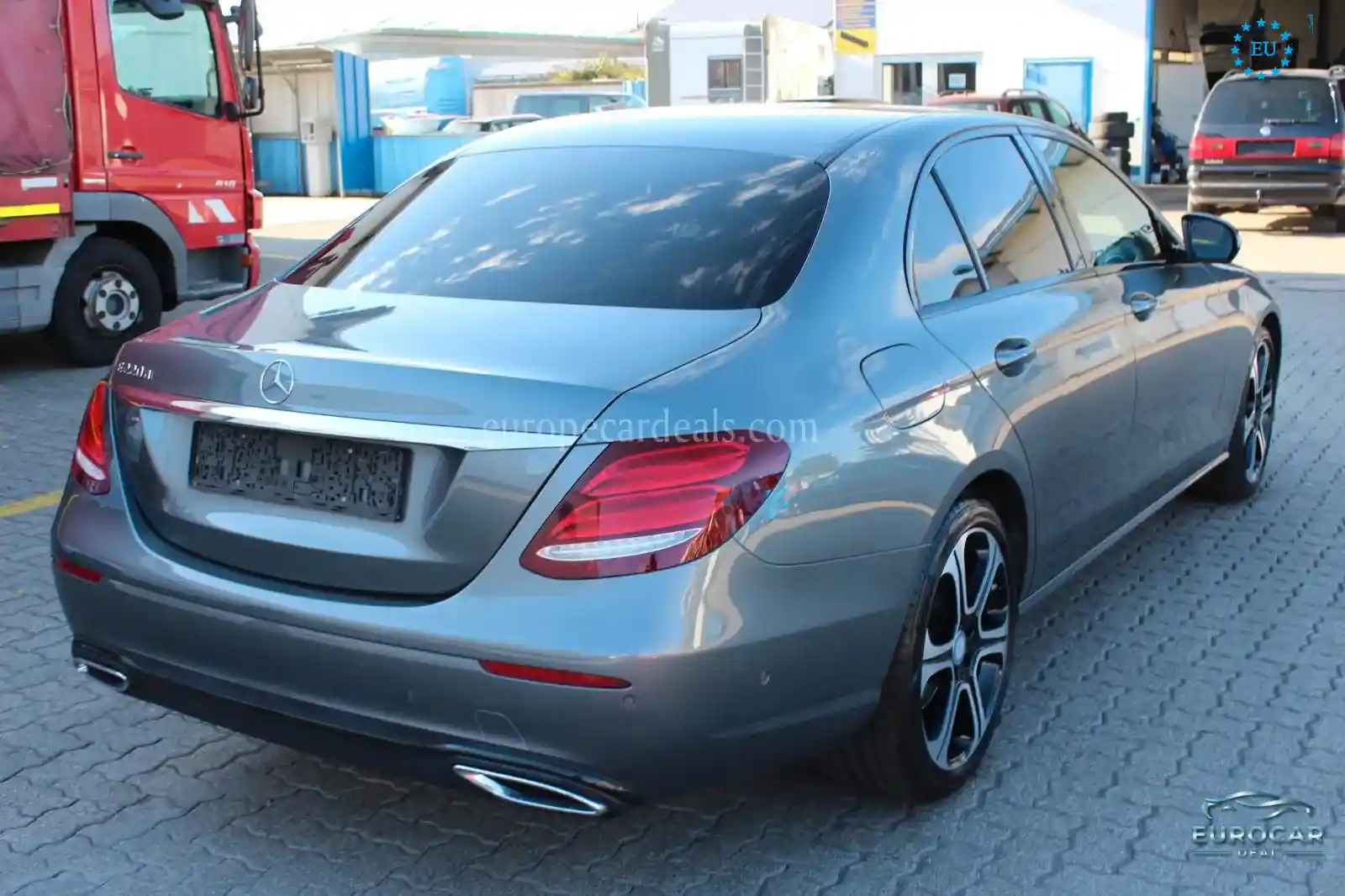Mercedes-Benz E 220