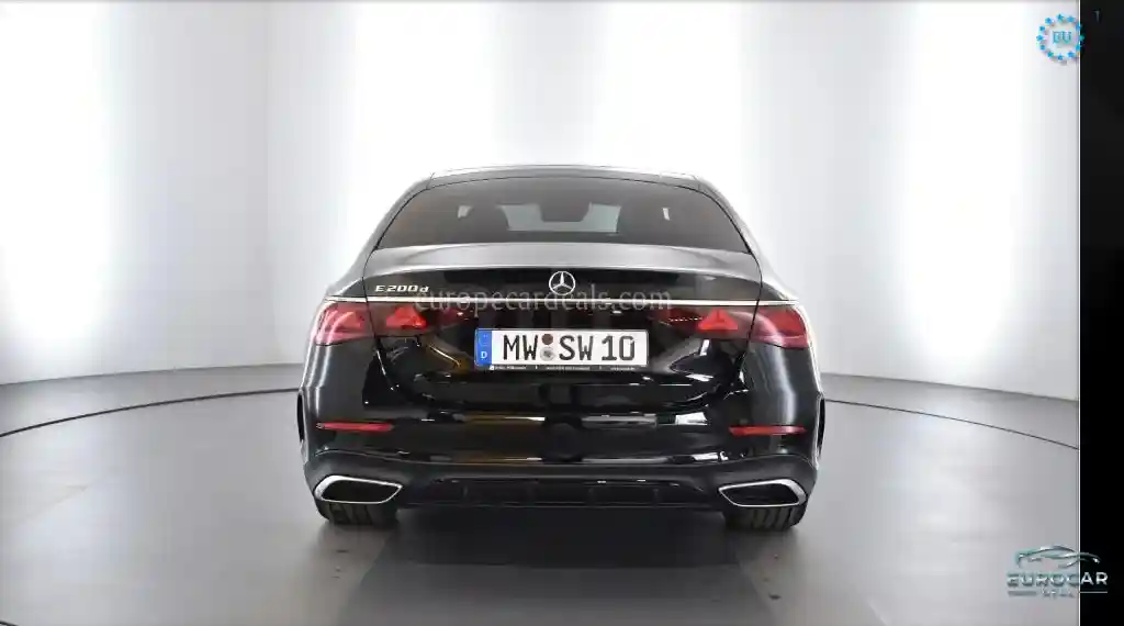 Mercedes-Benz E 200