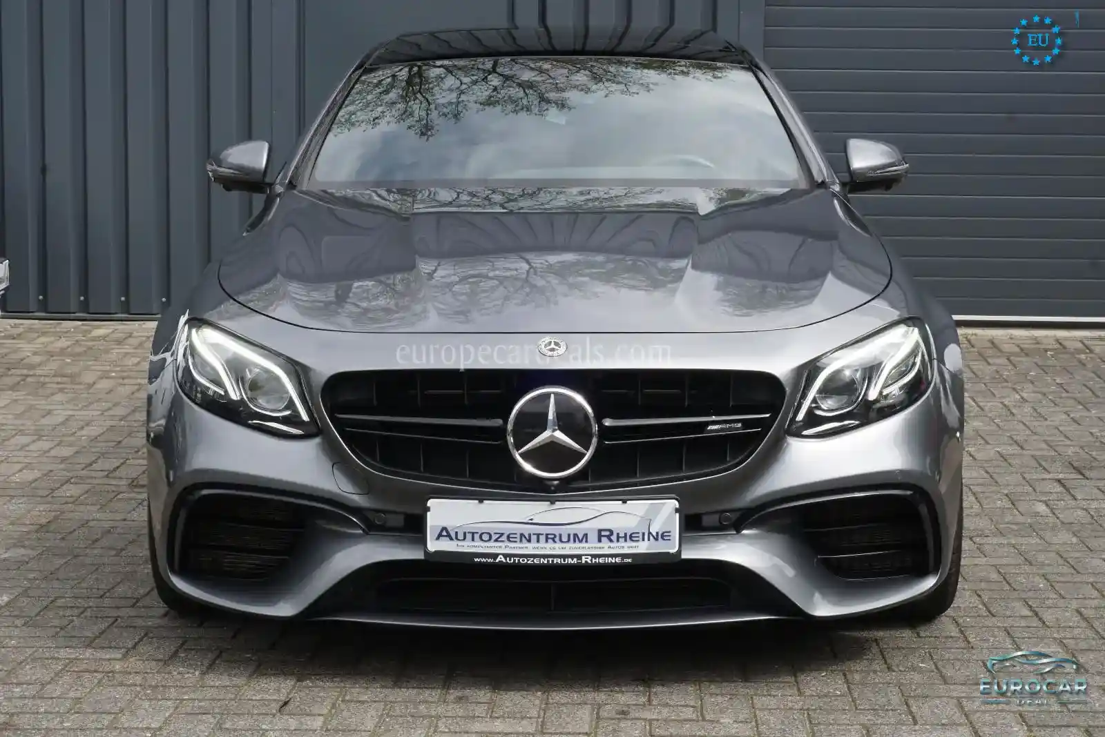 Mercedes-Benz E 63 AMG