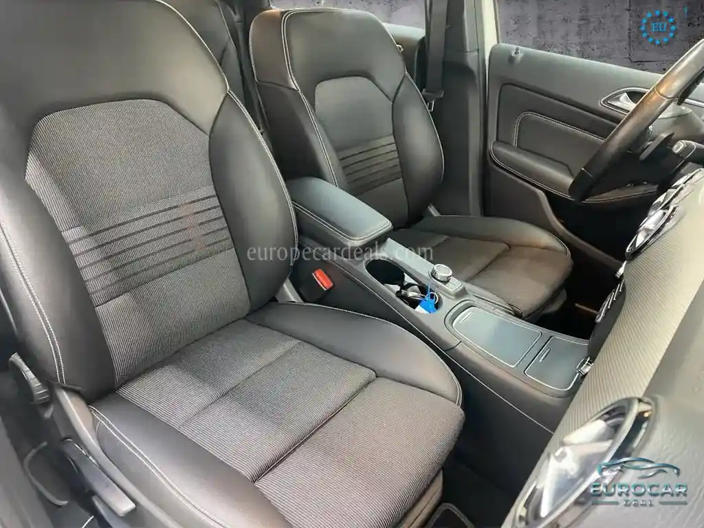 Mercedes-Benz B 220