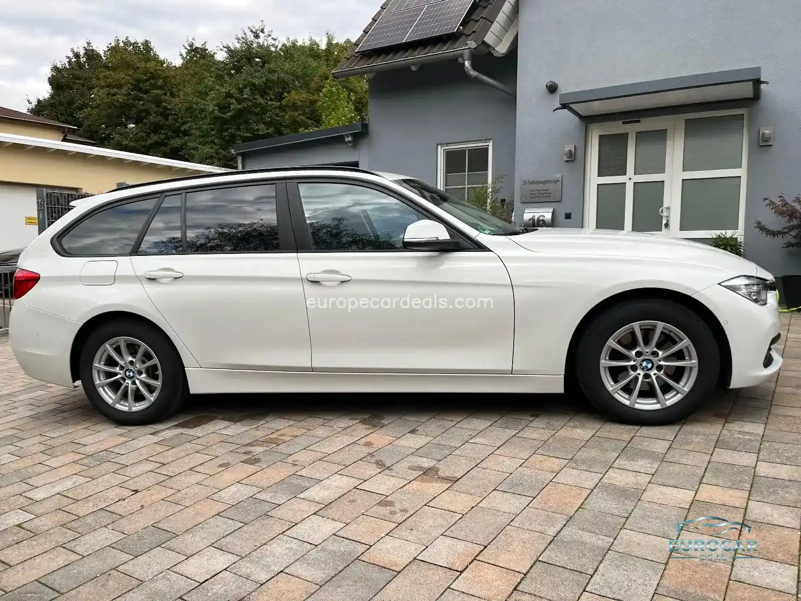 BMW 320