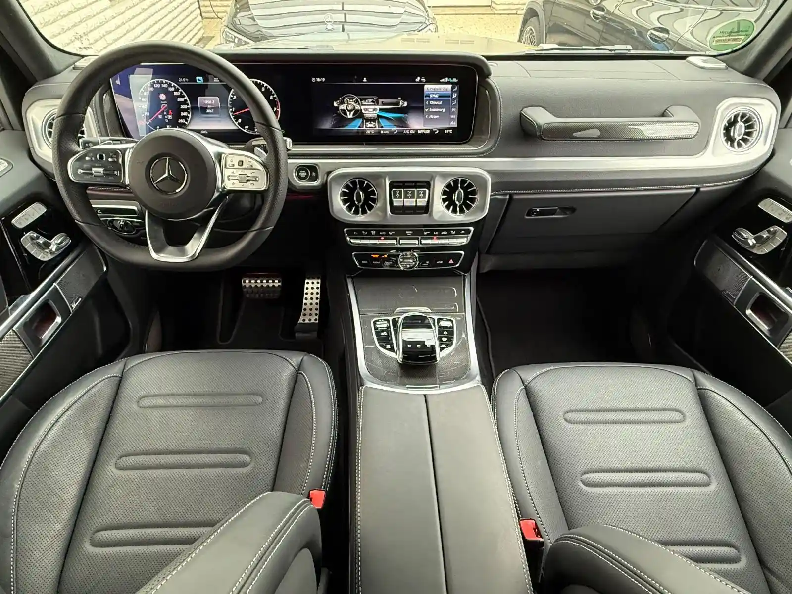 Mercedes-Benz G 500
