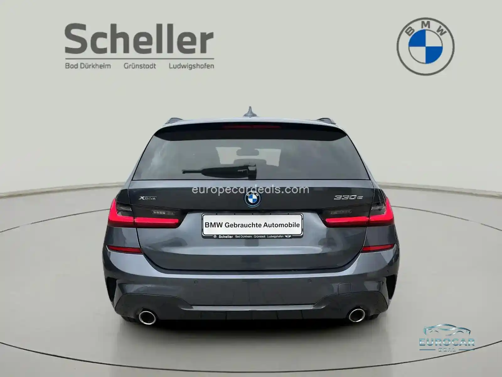 BMW 330