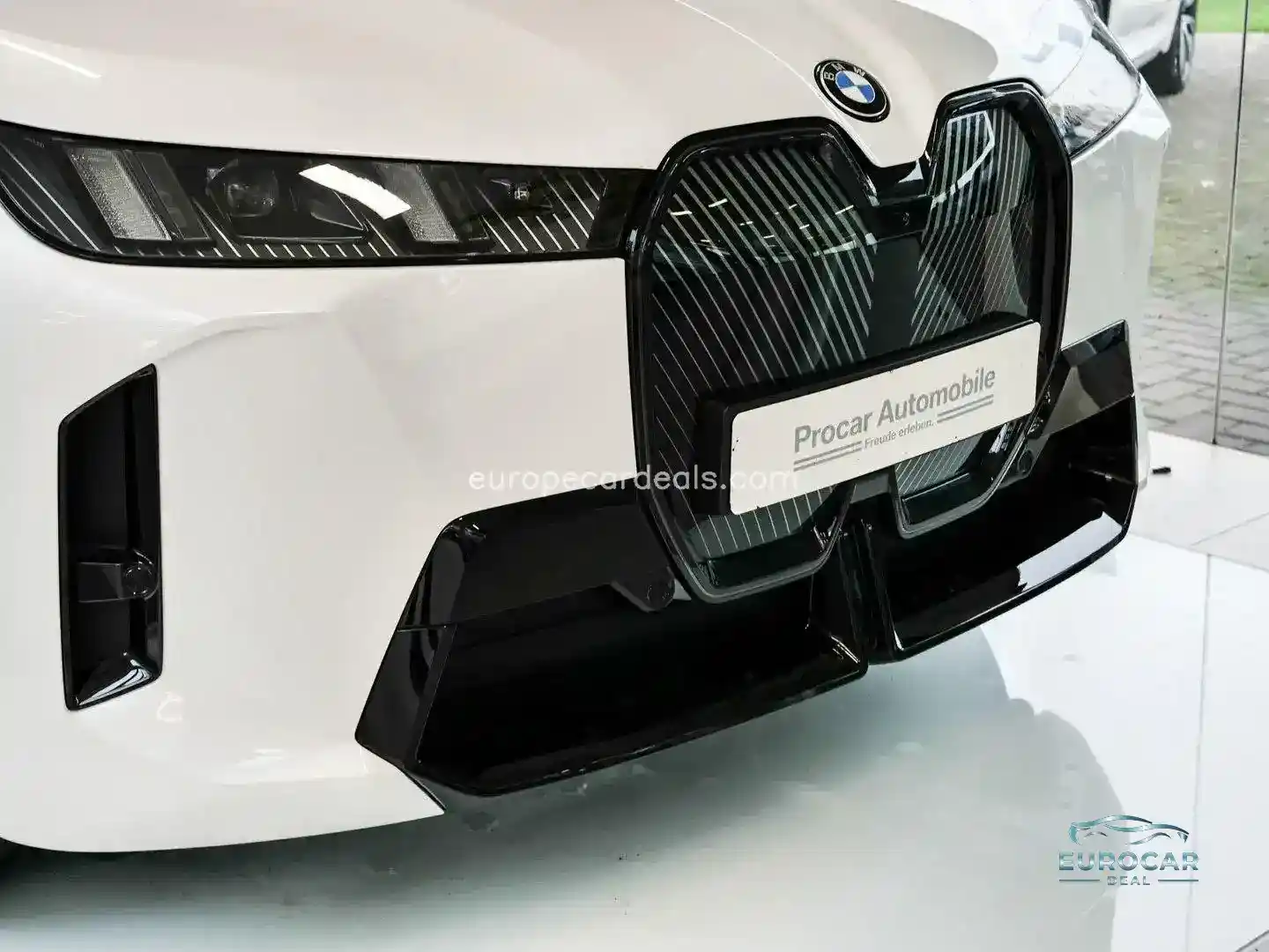 BMW iX