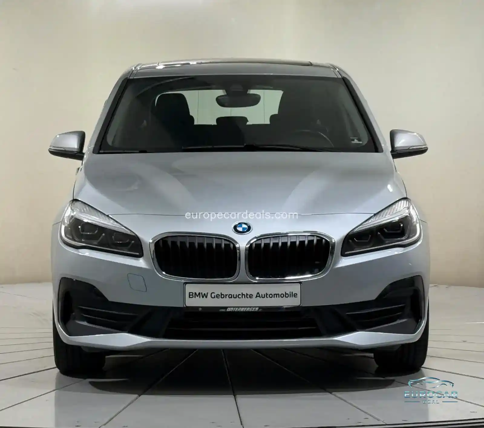 BMW 225