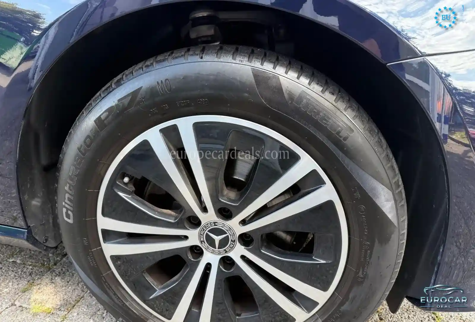 Mercedes-Benz E 220