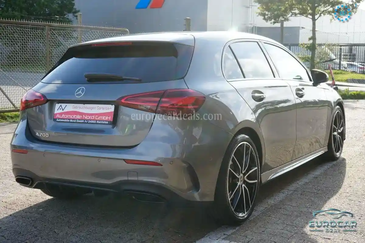 Mercedes-Benz A 200