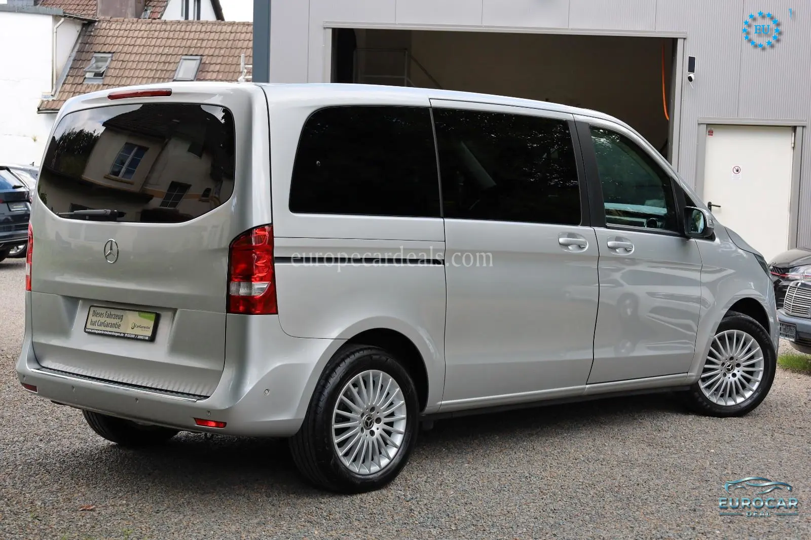 Mercedes-Benz V 220