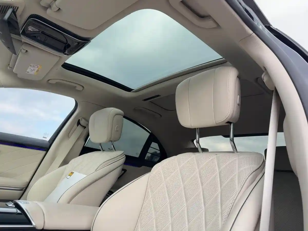 Mercedes-Benz S 500